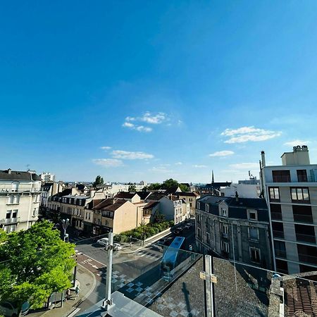 We Live In R - Duplex 504 Apartment Reims Bagian luar foto
