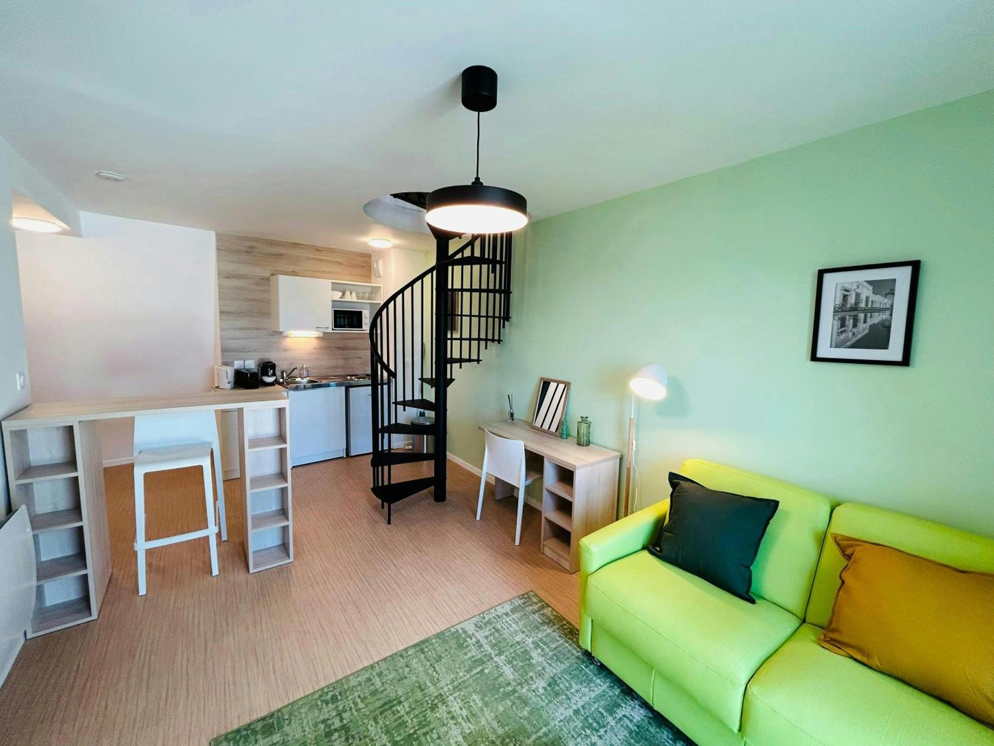 We Live In R - Duplex 504 Apartment Reims Bagian luar foto